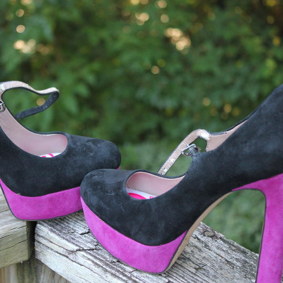 Mary Jane Platform Pump Ankle Strap Fuchsia Soles - Picture 7 of 8